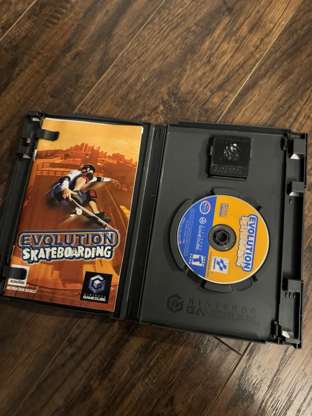 Evolution Skateboarding Nintendo GameCube Complete W/ Memory Card + Manual